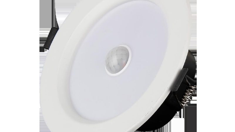 智能户外照明控制器：如何选择优质产品**